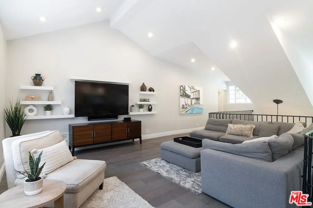 4054 STONE CANYON Avenue, Los Angeles, California, United States. - Photo 29