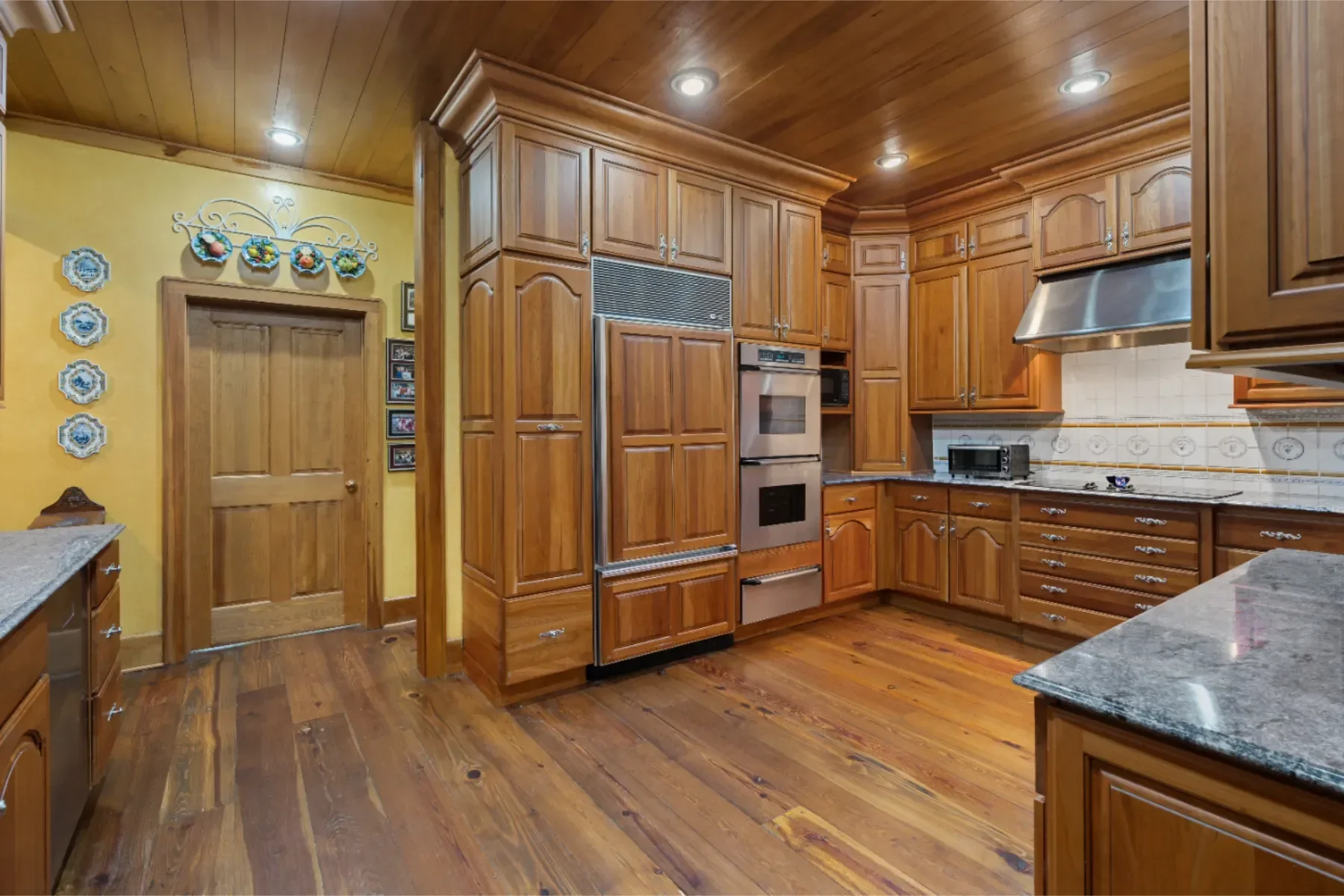 1671 Highway 107S, Cashiers, NC 28717, Highlands, North Carolina, United States. - Photo 13