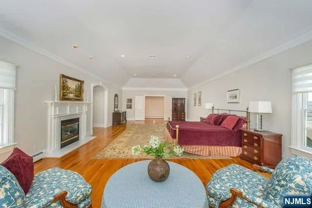 154 E Saddle River Road, Saddle River, NJ 07458, Saddle River, New Jersey, United States. - Photo 24