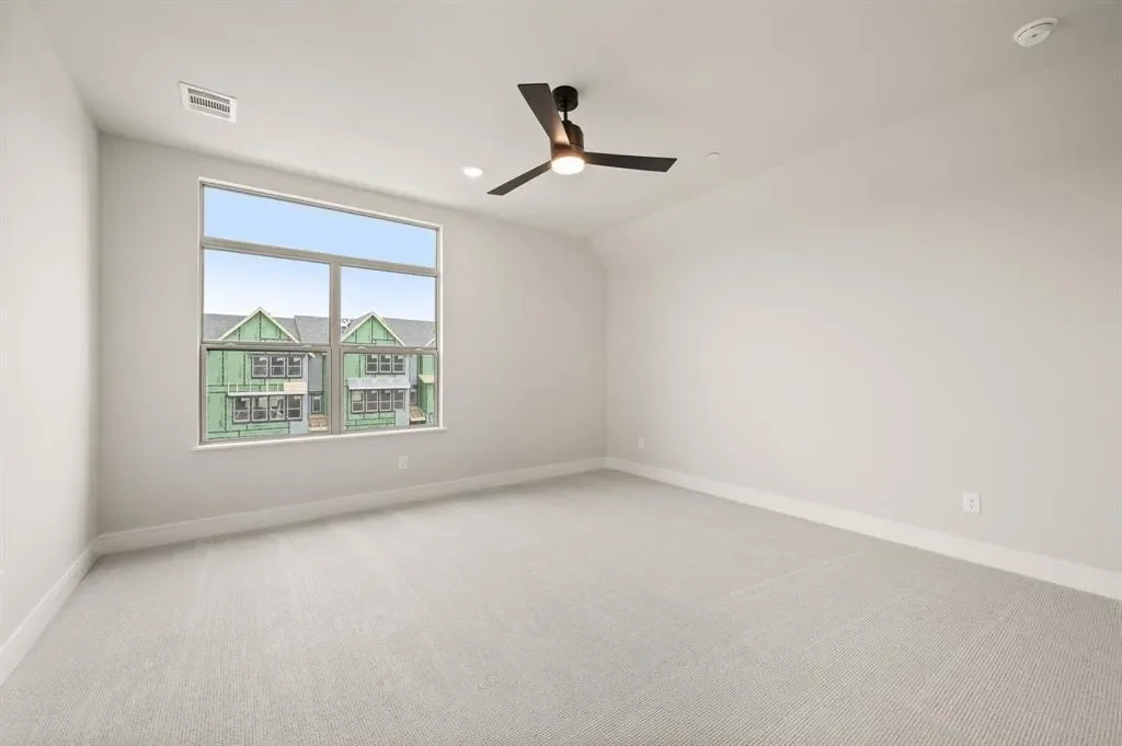 1336 Cherry Hills Lane, Irving, Texas, United States. - Photo 13