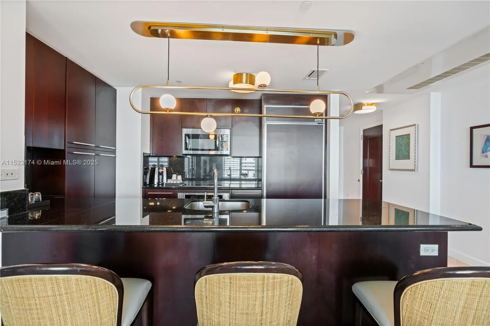 4391 COLLINS AV 1007, Miami Beach, Florida, United States. - Photo 12