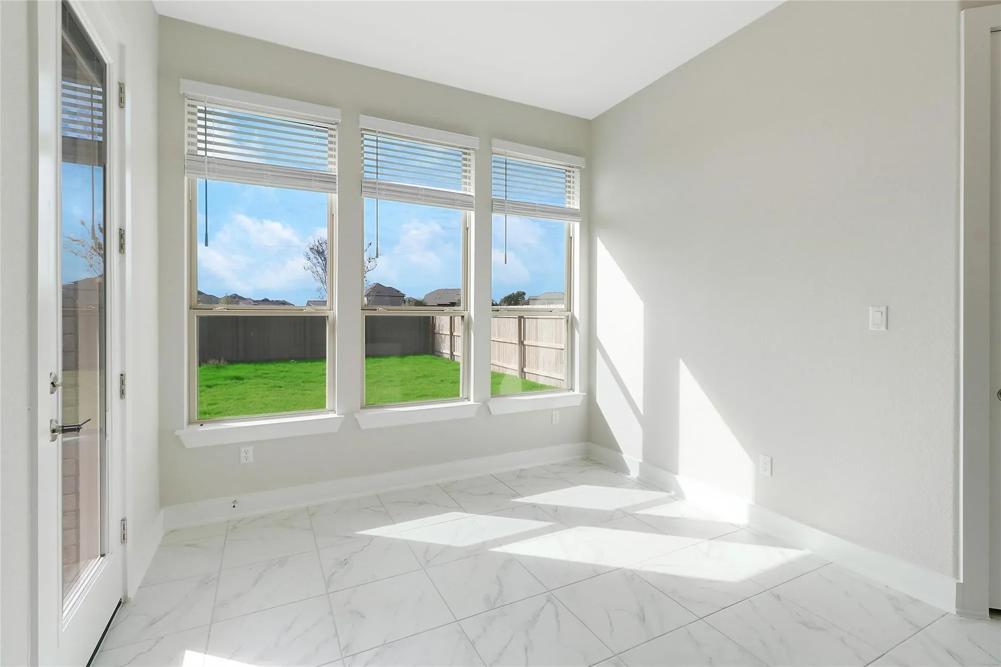 532 Great Lawn BND, Georgetown, Texas, United States. - Photo 8