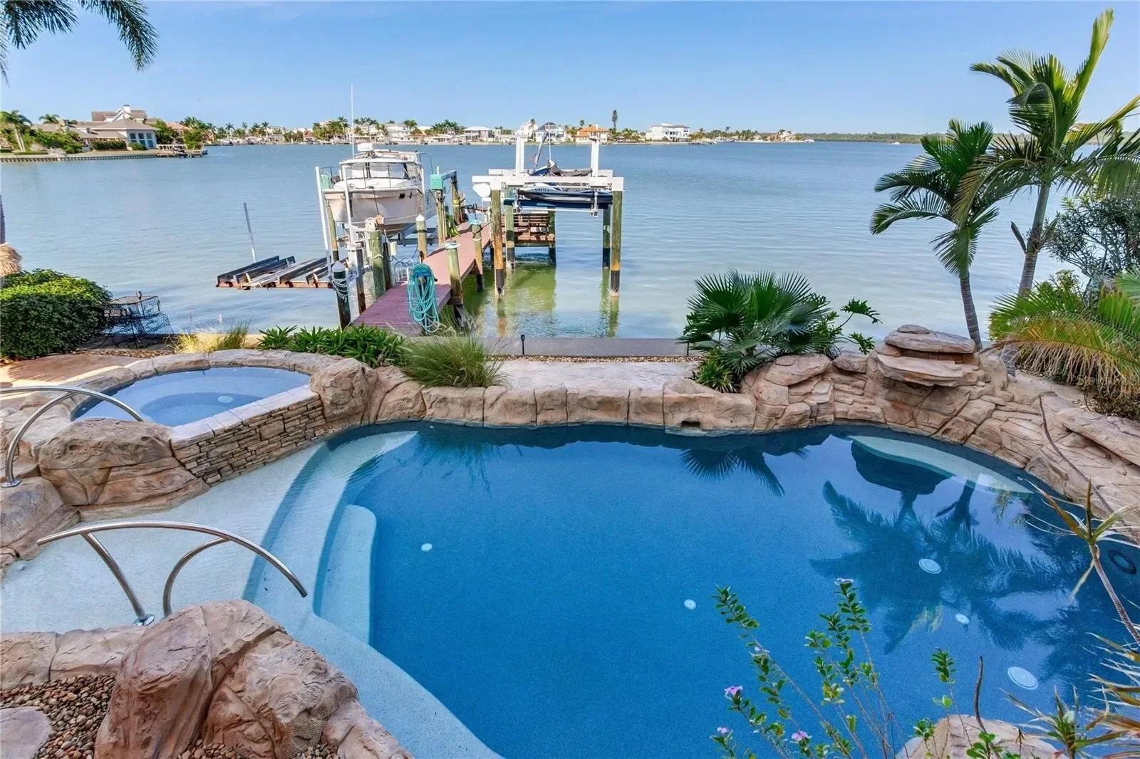 16480 REDINGTON DRIVE, REDINGTON BEACH, FL, 33708, USA, Madeira Beach, Florida, United States. - Photo 3