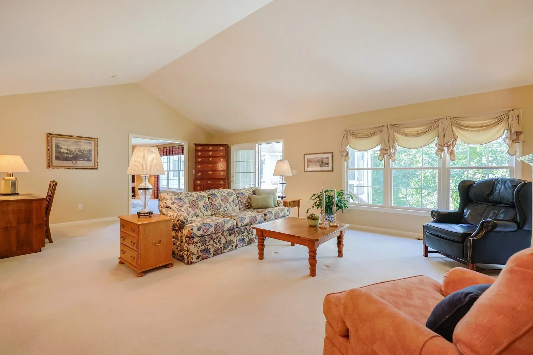 Gallery photo 2
