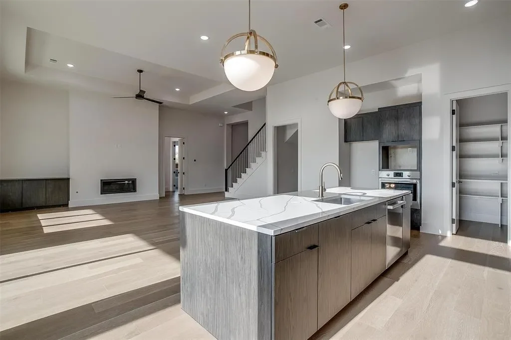 213 Lantern Ridge Drive, Aledo, Texas, United States. - Photo 11