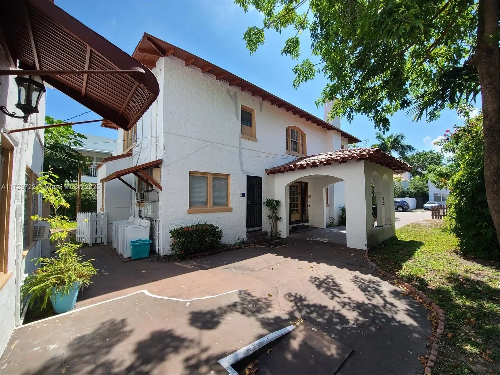 1311 15th Ter, Miami Beach, Florida, United States. - Photo 12