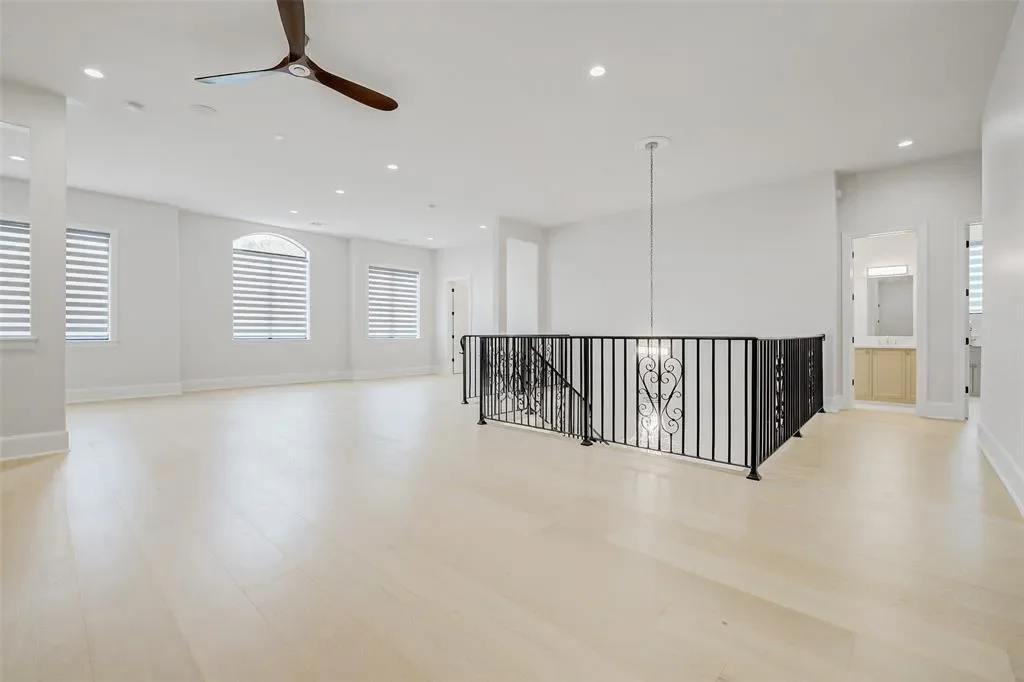 2822 Westgrove Lane, Houston, Texas, United States. - Photo 23