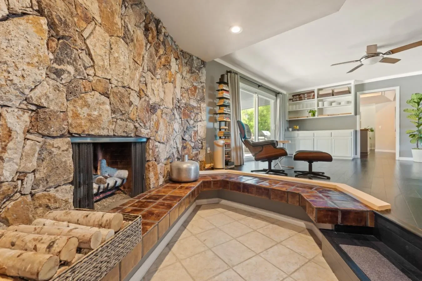 905 Vista Del Monte Way, El Cajon, California, United States. - Photo 6