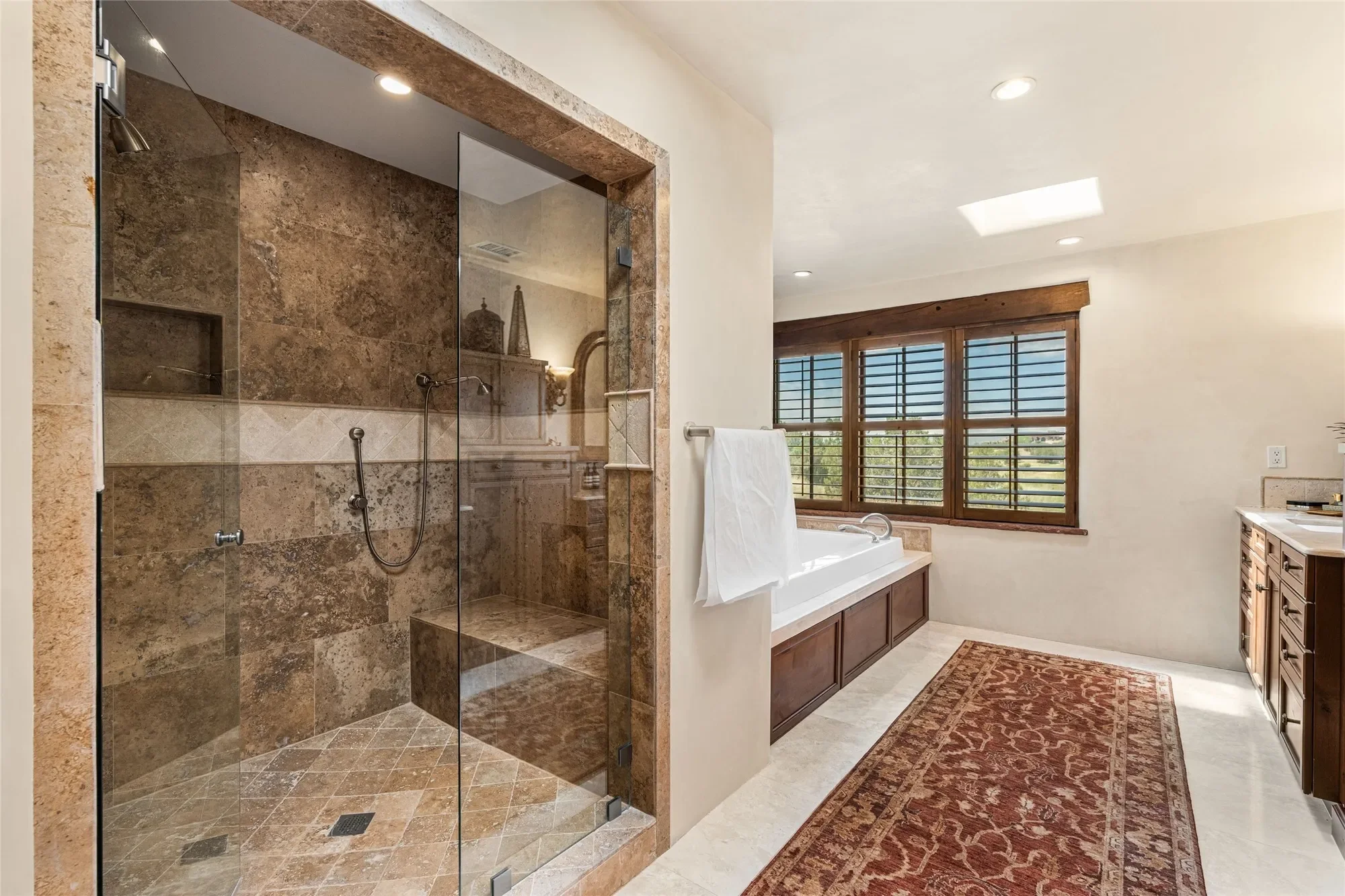 15 Calle Ojitos, Santa Fe, NM 87506, Santa Fe, New Mexico, United States. - Photo 24