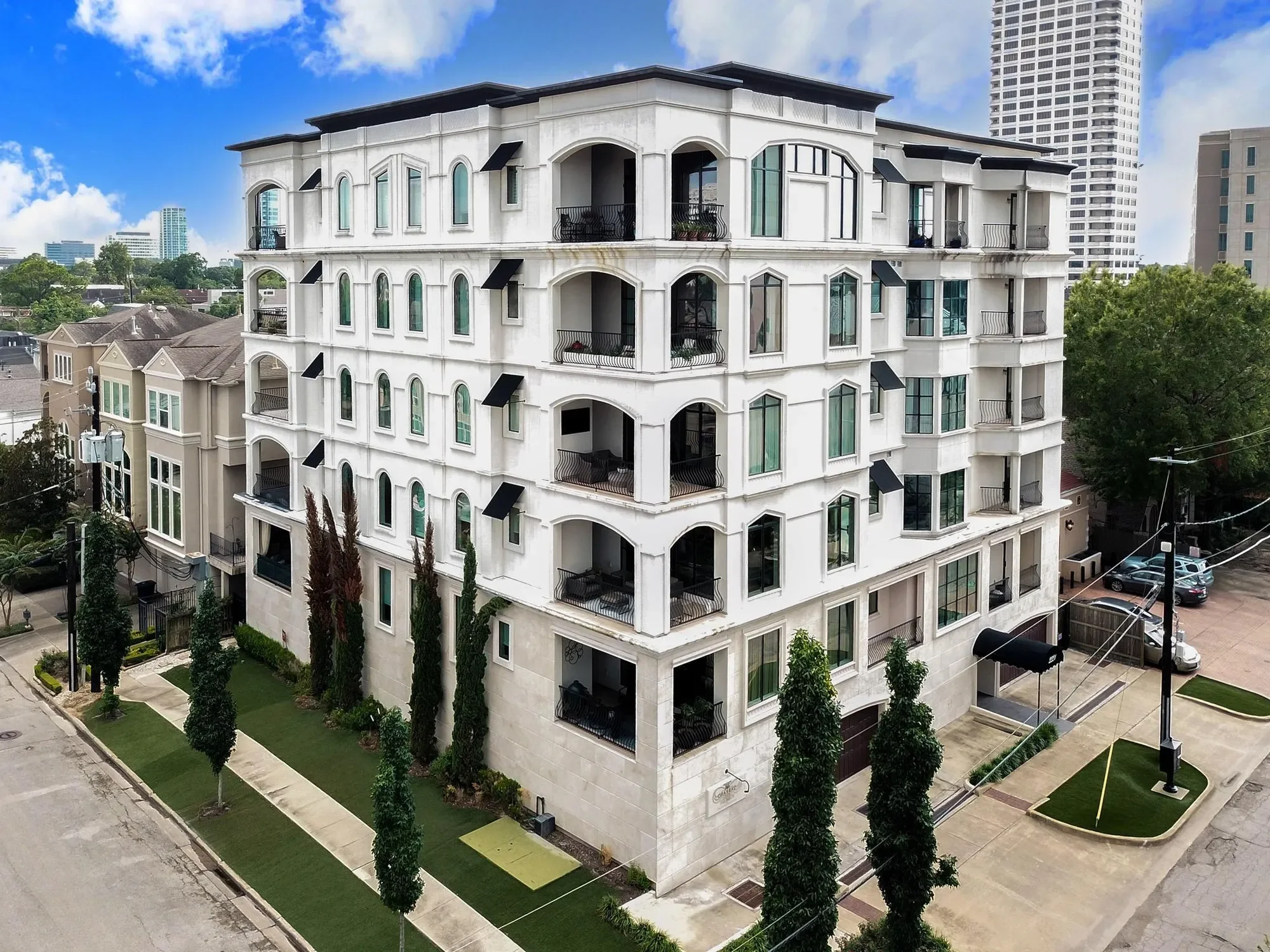 2221 Welch Street 201, Houston, Texas, United States. - Photo 7