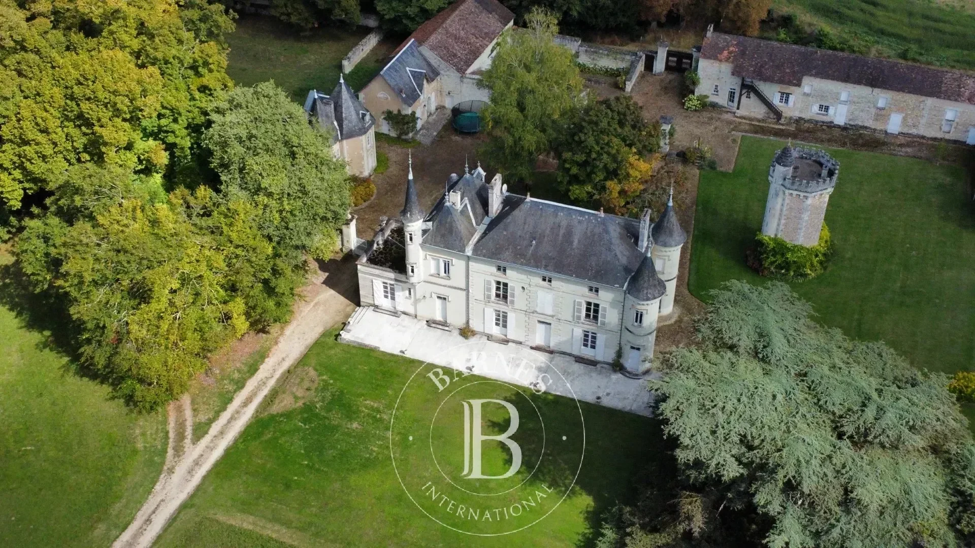 Property photo 8