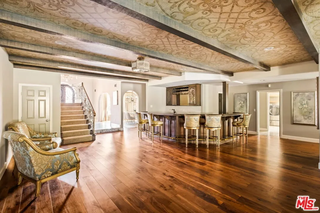 1047 Pomello Dr, Claremont, California, United States. - Photo 13
