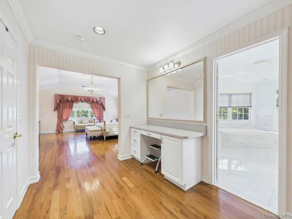 Gallery photo 12
