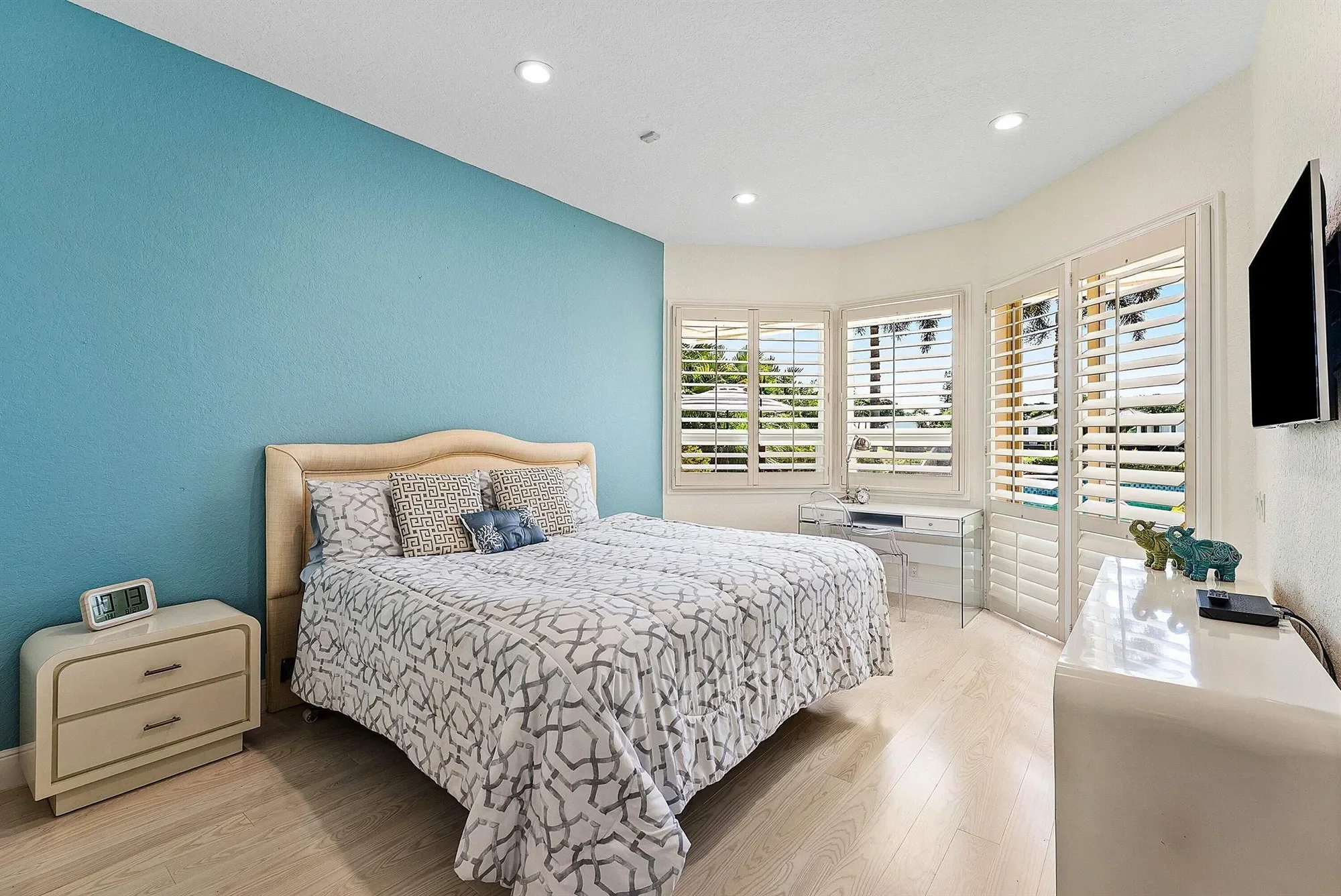 225 Oakview Drive, Delray Beach, Florida, United States. - Photo 29