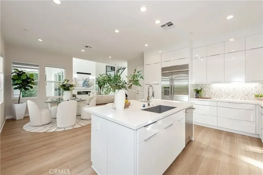 220 Holliston, Lake Forest, California, United States. - Photo 14