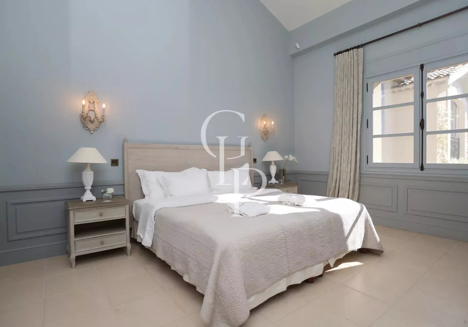 Gallery photo 11