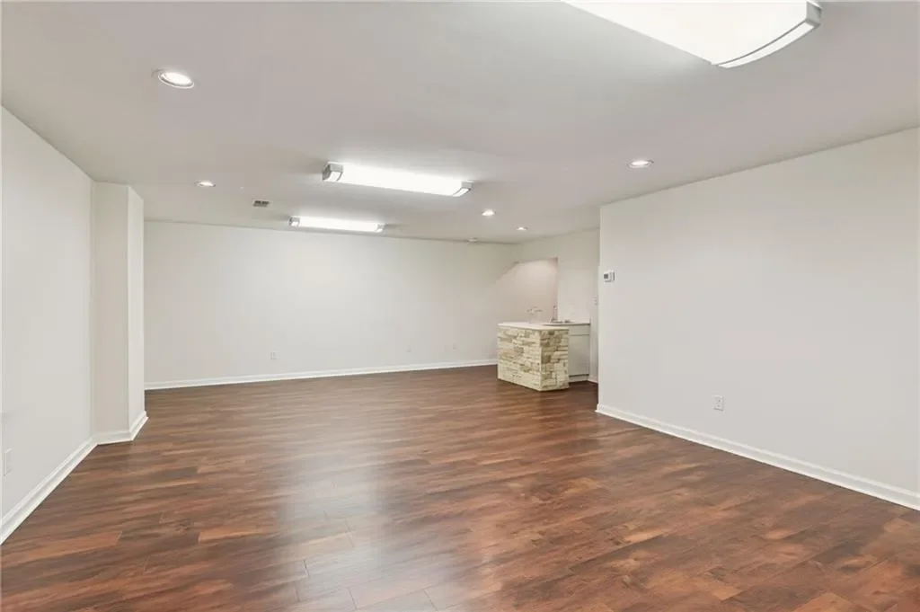 5460 E Idlewood Lane, Atlanta, Georgia, United States. - Photo 43