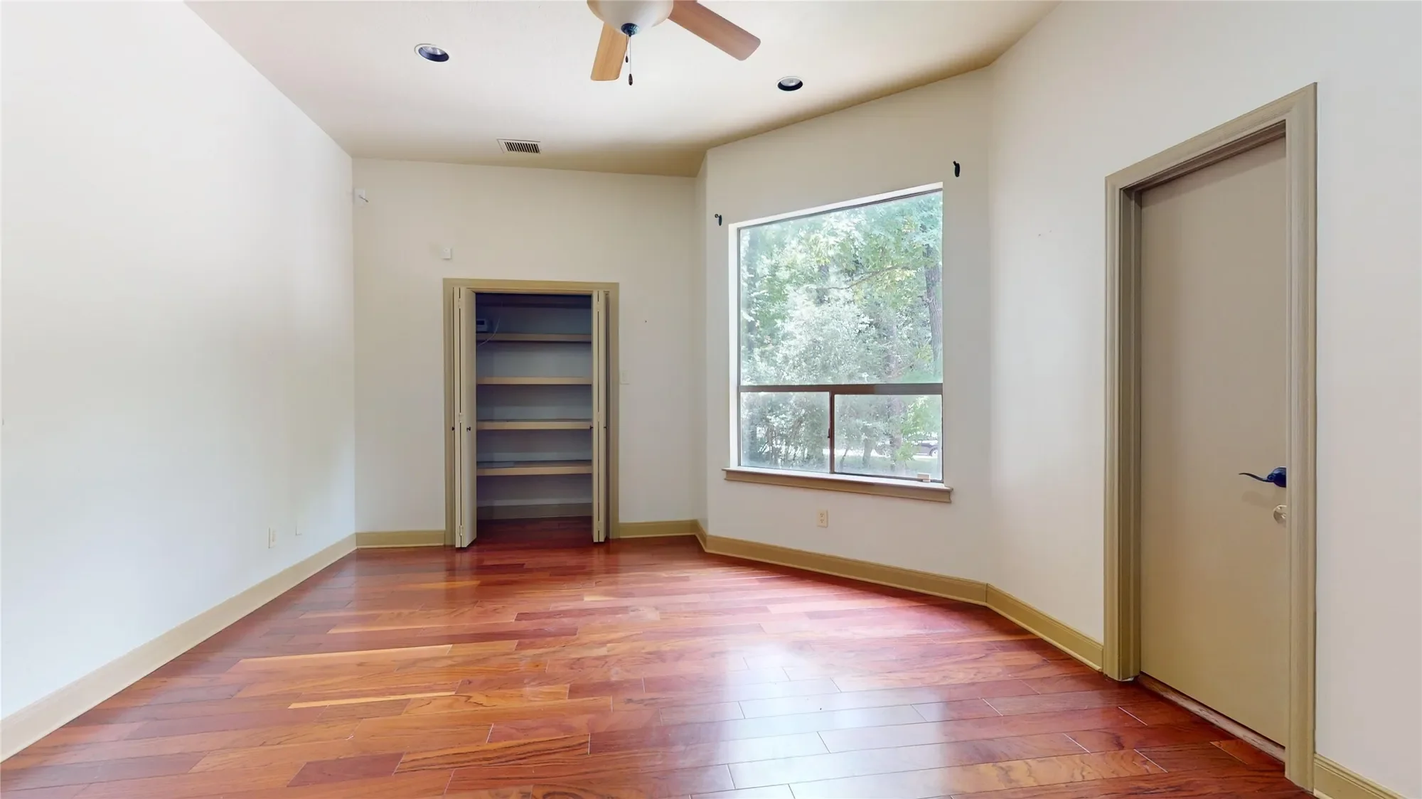 24 Autumn Crescent, The Woodlands, TX 77381, The Woodlands, Texas, United States. - Photo 19