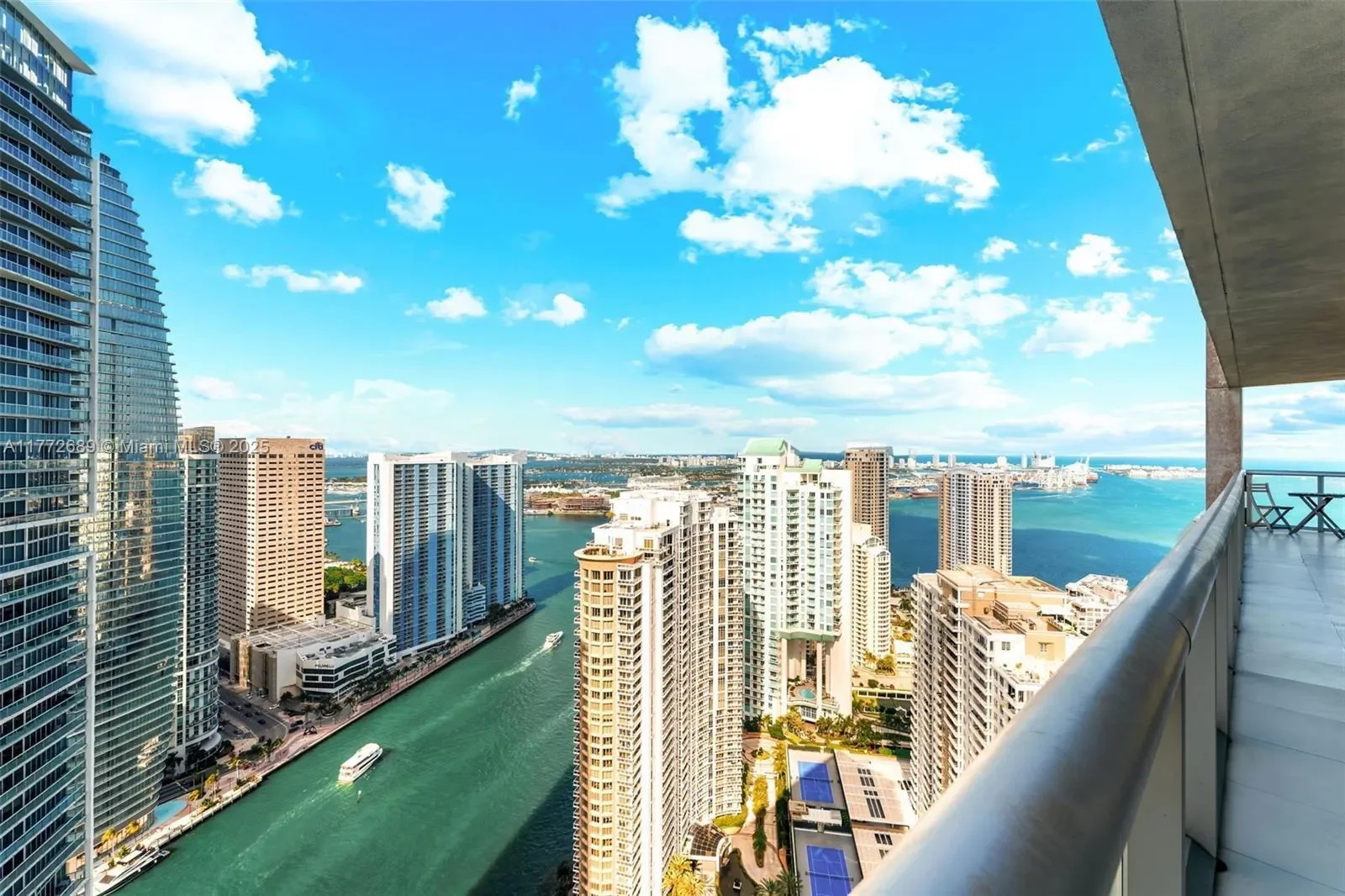 495 brickell ave 4502, Miami, Florida, United States. - Photo 2
