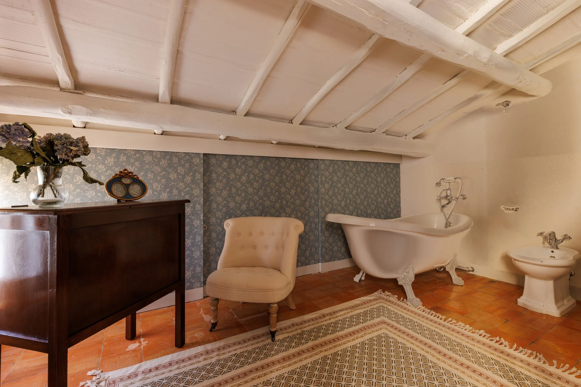 Gallery photo 6