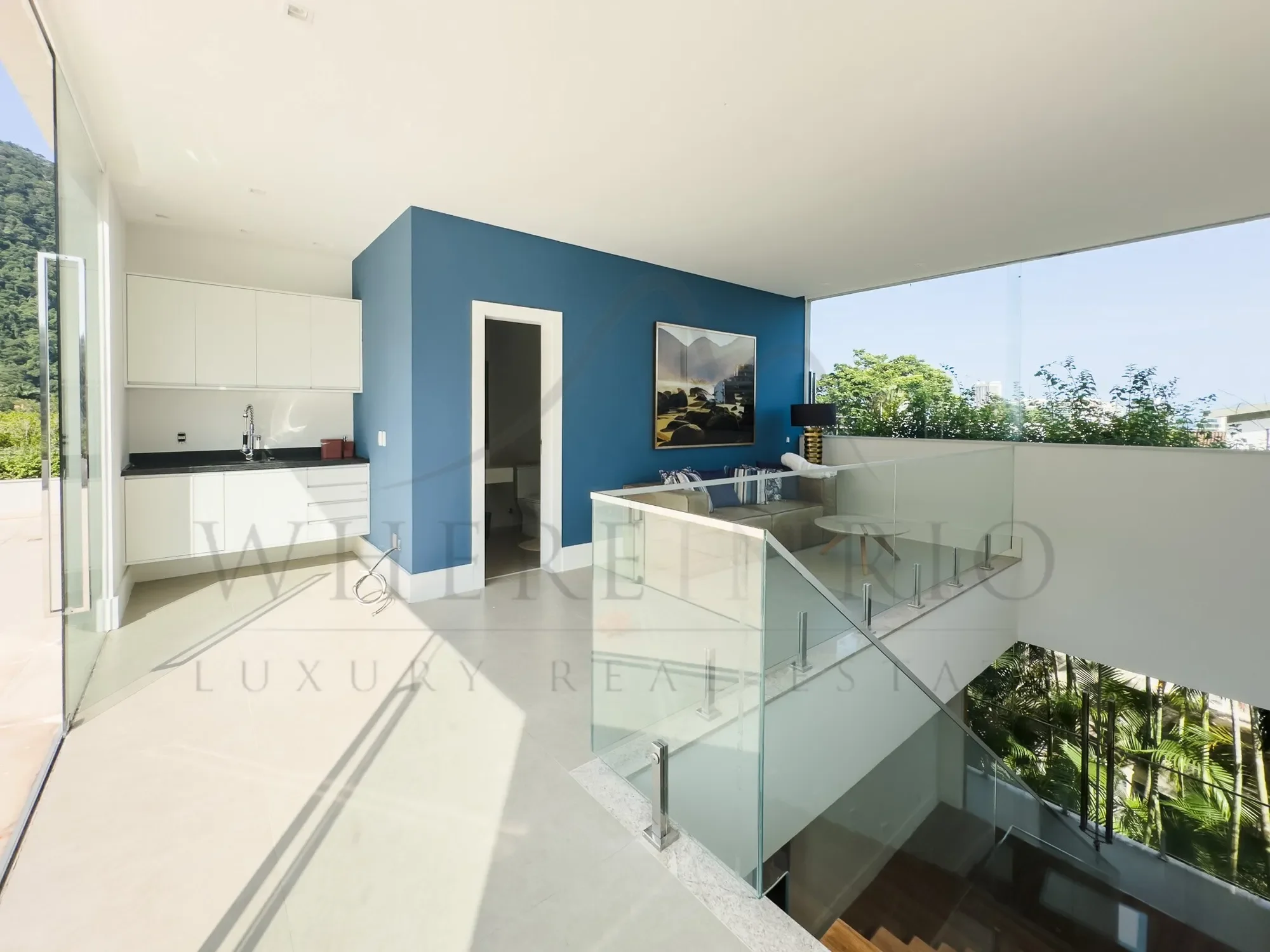 Gallery photo 4