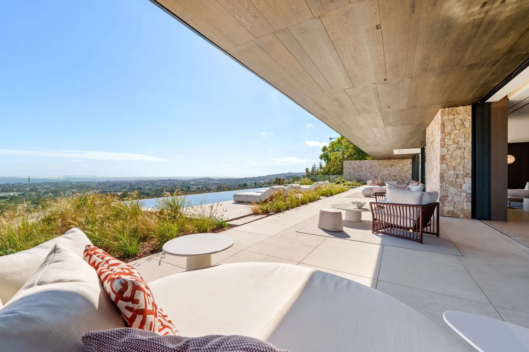 Exterior photo 10