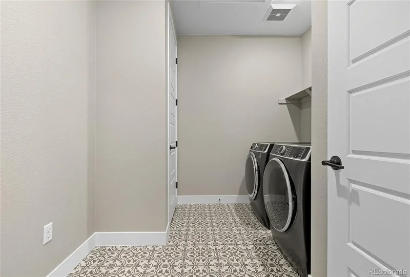 5591 Farrier Point, Castle Rock, Colorado, United States. - Photo 32
