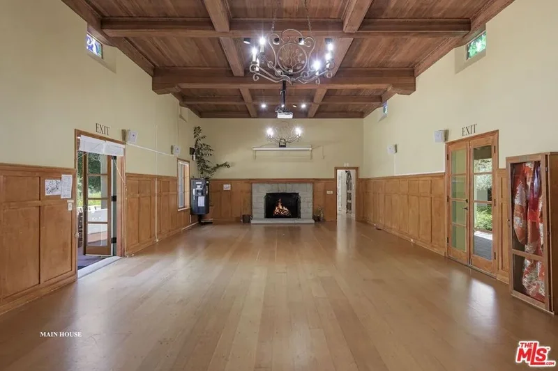 249 Lambert Road, Carpinteria, California, United States. - Photo 20