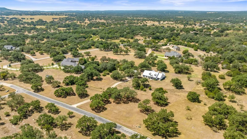 501 East TRL, Spicewood, Texas, United States. - Photo 7