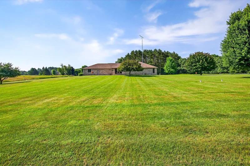 N1180 County Road Ee, Redgranite, WI 54970, Redgranite, Wisconsin, United States. - Photo 62