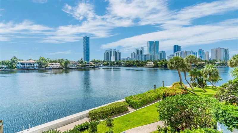 19707 Turnberry Way #TH-6, Aventura, FL 33180, Aventura, Florida, United States. - Photo 57