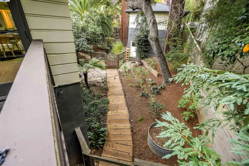 2420 Hillside Ave, Berkeley, California, United States. - Photo 12