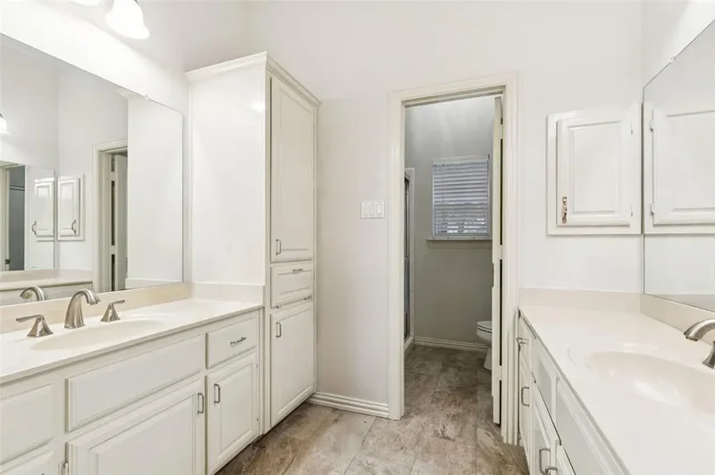 385 Meadow View Drive, Lantana, Texas, United States. - Photo 15
