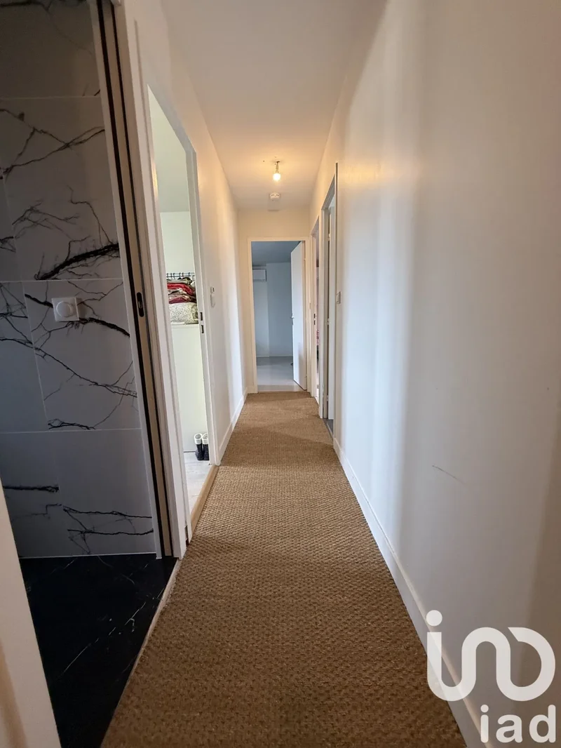 Vert-Saint-Denis, Île-de-France, France. - Photo 14