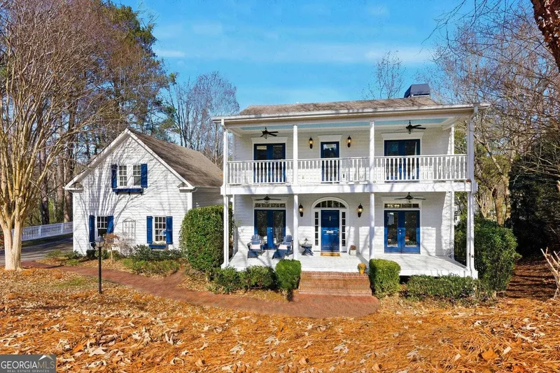 Single Family for sale in Roswell