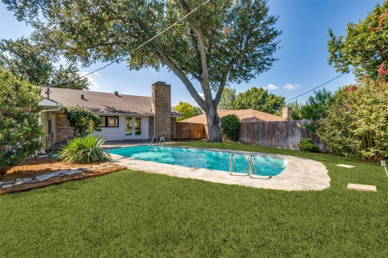 3161 Lockmoor Lane, Dallas, TX 75220, Dallas, Texas, United States. - Photo 25