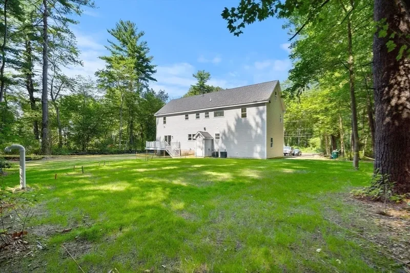 11 Bicknell Rd, Billerica, MA 01821, Billerica, Massachusetts, United States. - Photo 2