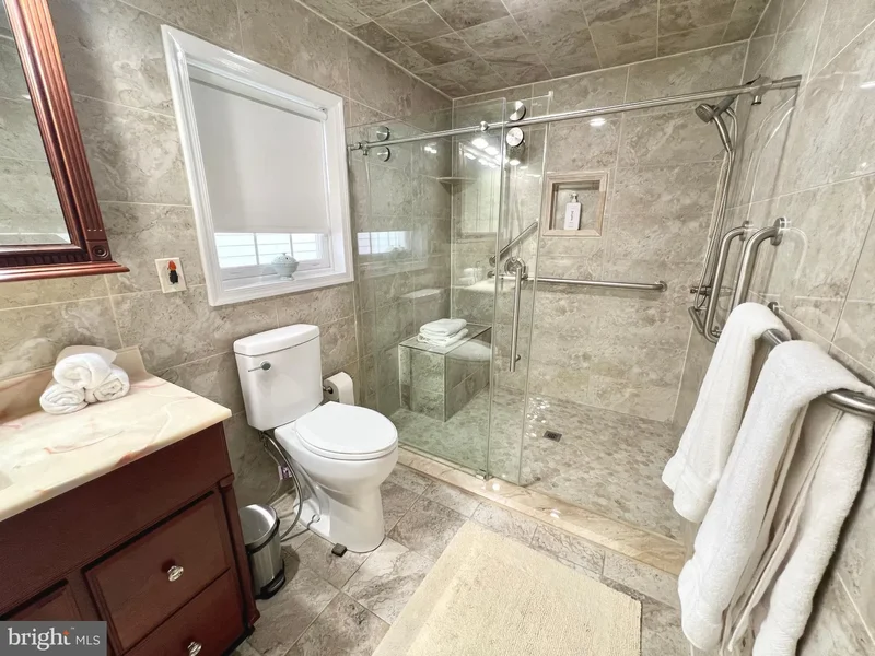 6314 Washington Boulevard, Arlington, VA 22205, Arlington, Virginia, United States. - Photo 34
