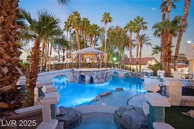 2818 E Quail Avenue, Las Vegas, Nevada, United States. - Photo 44
