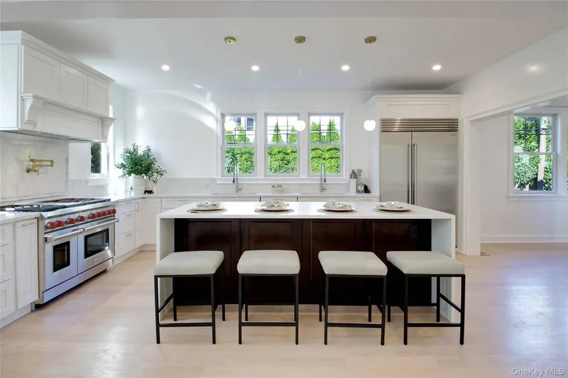108 Tanners Pond Road, Garden City, New York, United States. - Photo 18