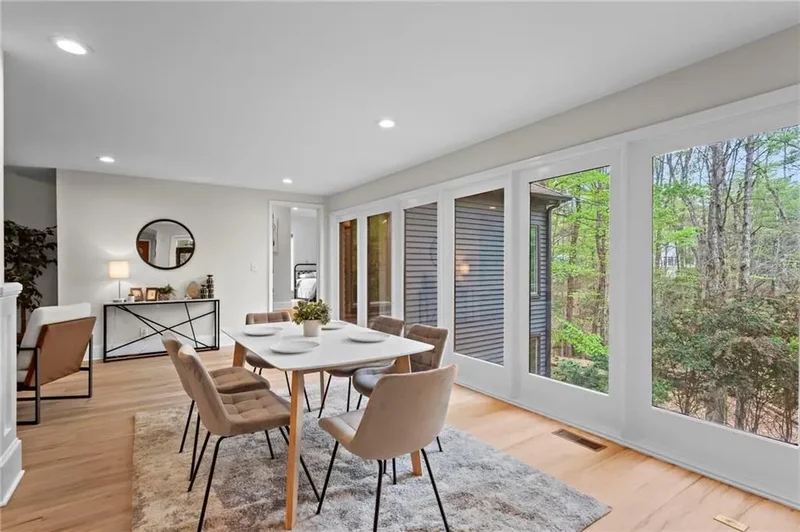 1890 Spalding Drive, Atlanta, GA 30350, Atlanta, Georgia, United States. - Photo 20