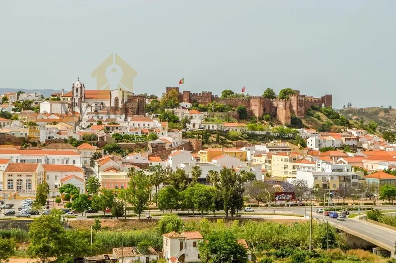 Silves, Algarve, Portugal. - Photo 11
