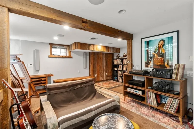 57 Louders Ln, Boston, MA 02130, Boston, Massachusetts, United States. - Photo 32