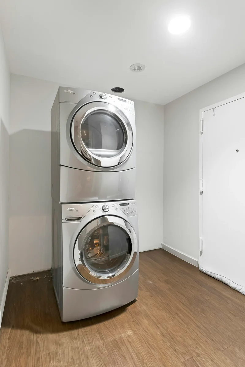 STERLING PLACE, New York, New York, United States. - Photo 15