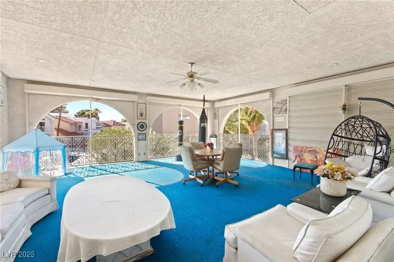 2834 Queens Courtyard Drive, Las Vegas, Nevada, United States. - Photo 47