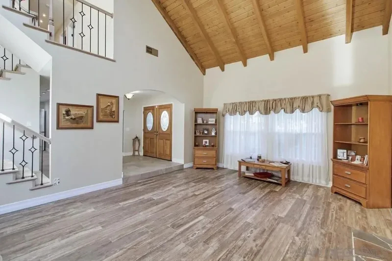 10494 Livewood Way, San Diego, California, United States. - Photo 8