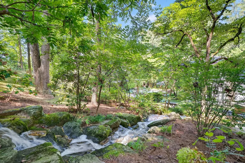 3033 E Pine Valley Road NW, Atlanta, GA 30305, Atlanta, Georgia, United States. - Photo 62