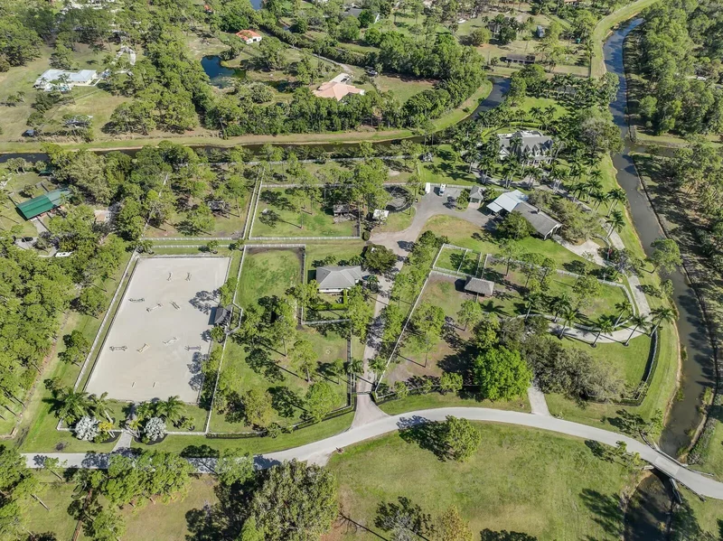 14639 Crazy Horse Lane, Palm Beach Gardens, Florida, United States. - Photo 2