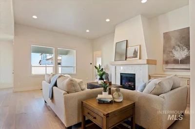 Thumbnail 15