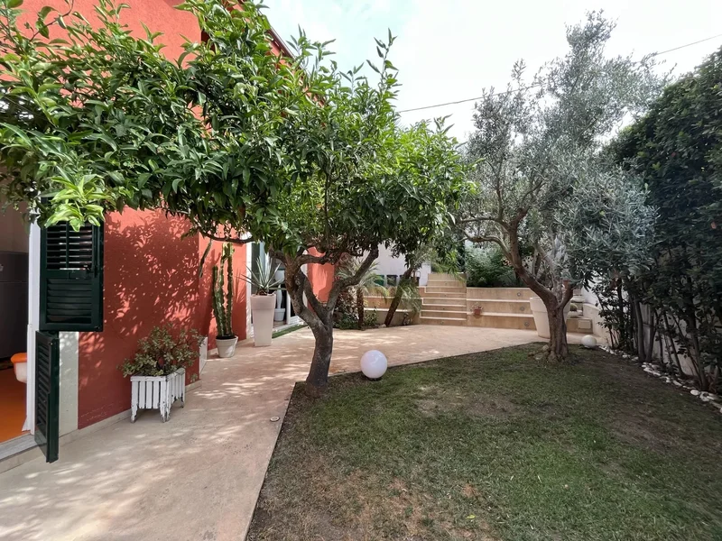 Valderice, Sicily, Italy. - Photo 13